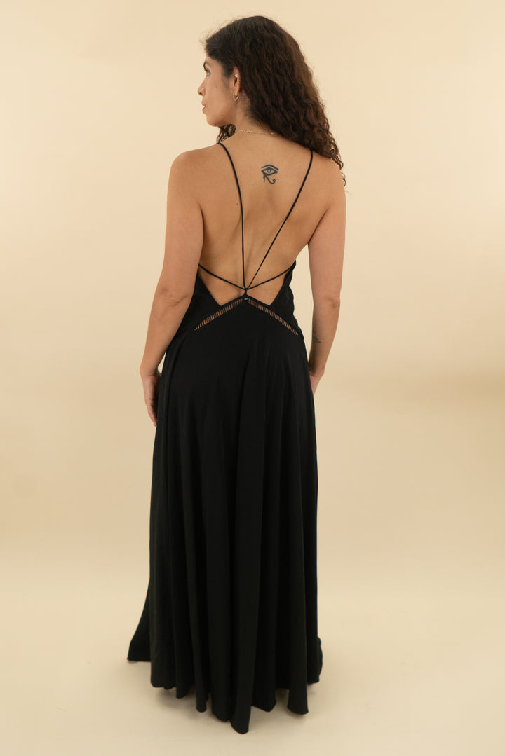 sasha therese black maxi dress nwt (xs; retail $260)