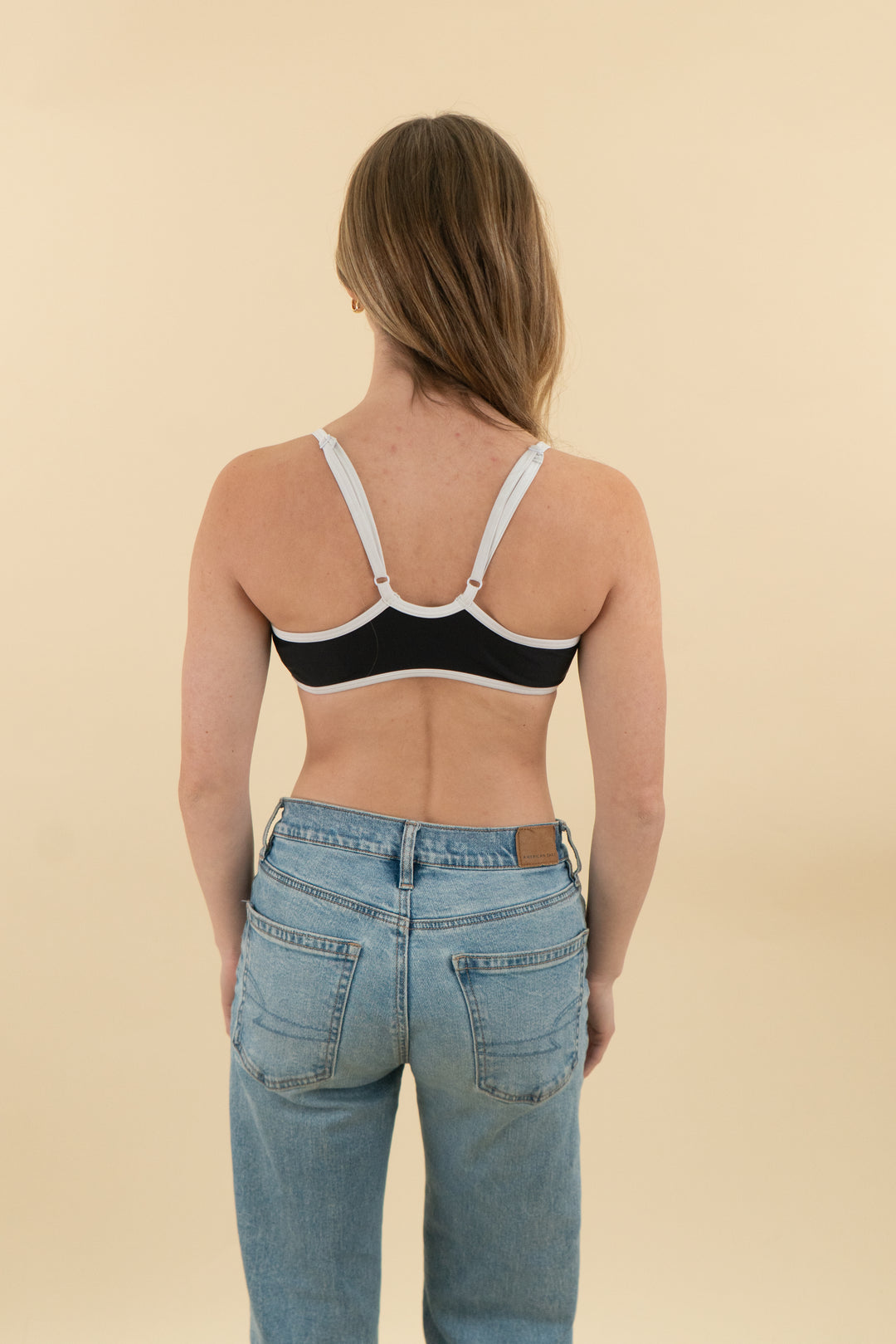 alo black/white sport bra (s; retail $88)