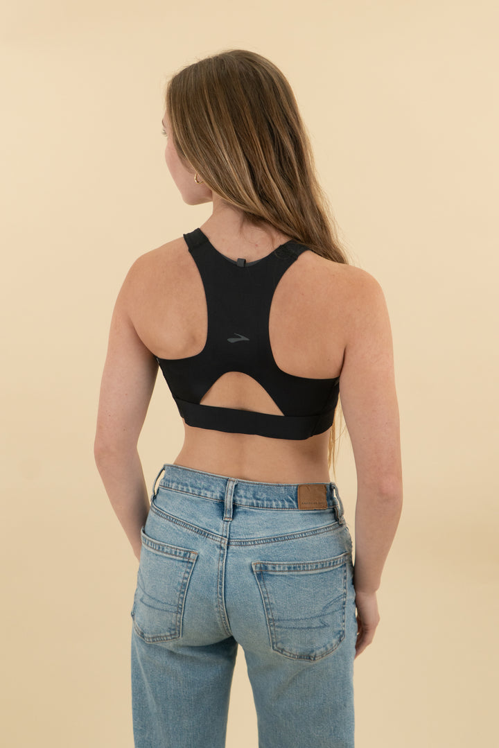 brooks black sports bra (xs/s; retail $65)