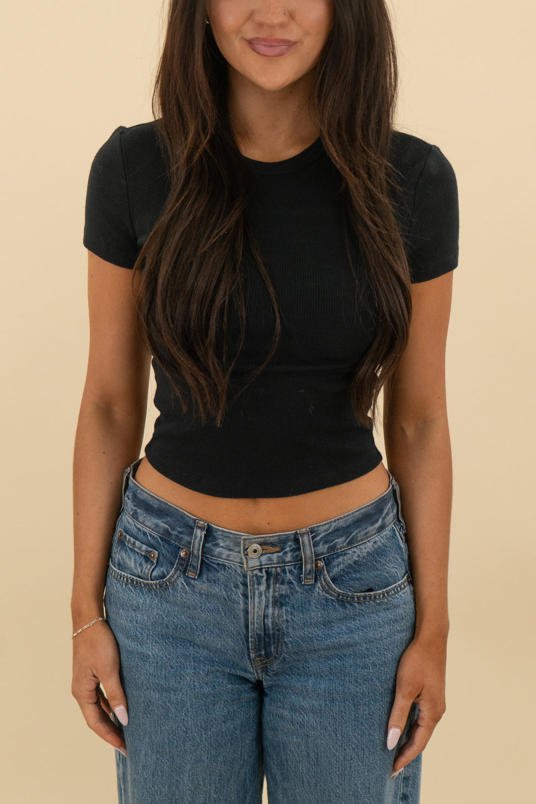 abercrombie & fitch a&f essentials black ribbed short sleeve top (xs; retail $25)
