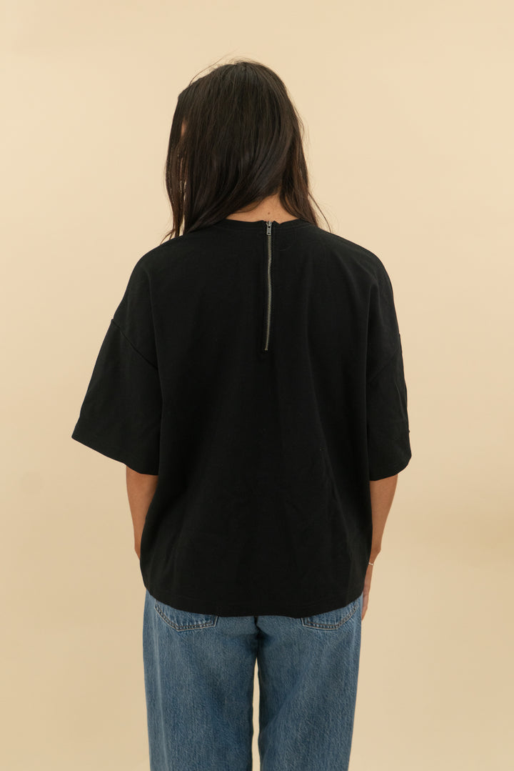 nordstrom black zip back tee (s/m: retail $39)