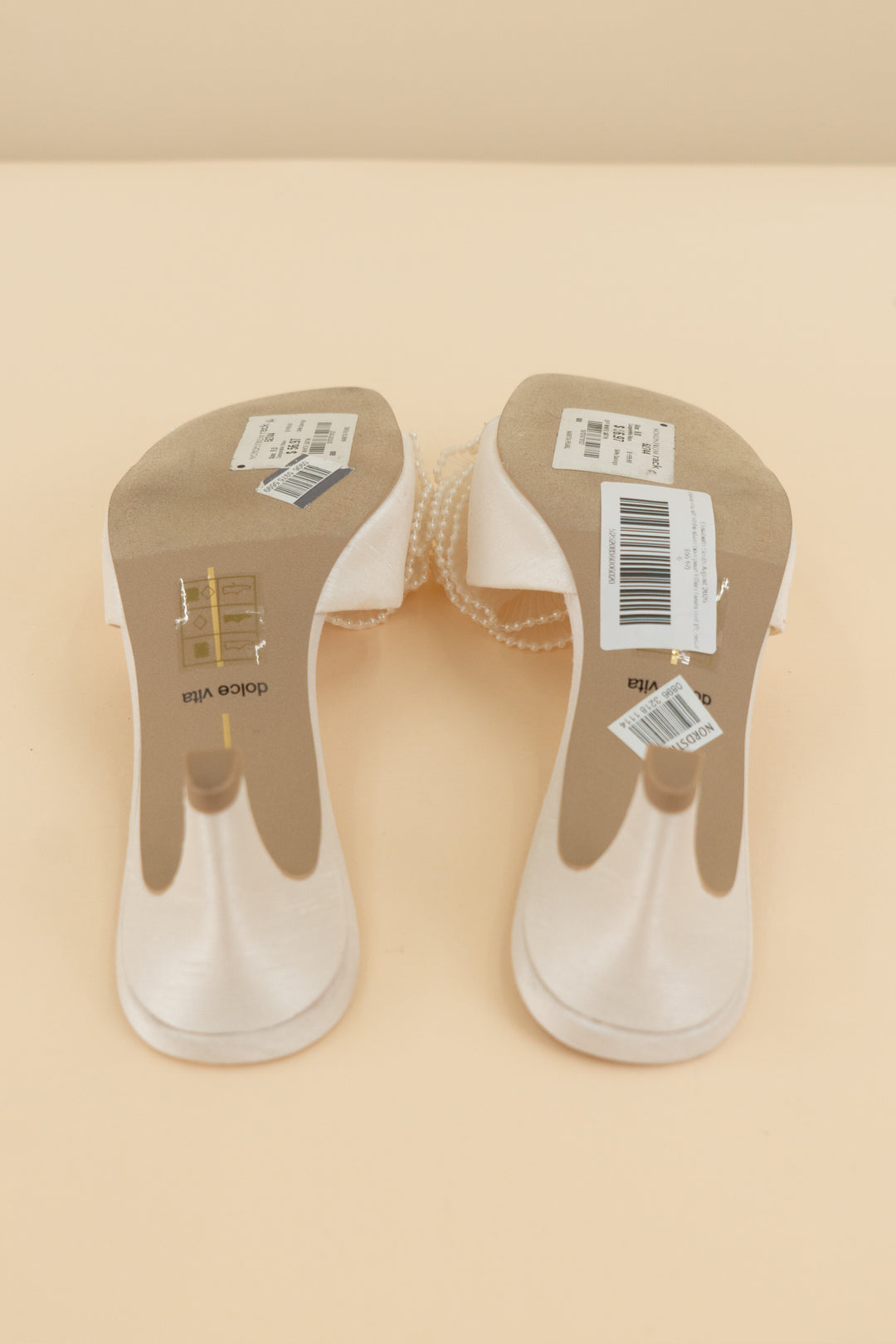 dolce vita off white stain bow pearl kitten heels nwt (9)
