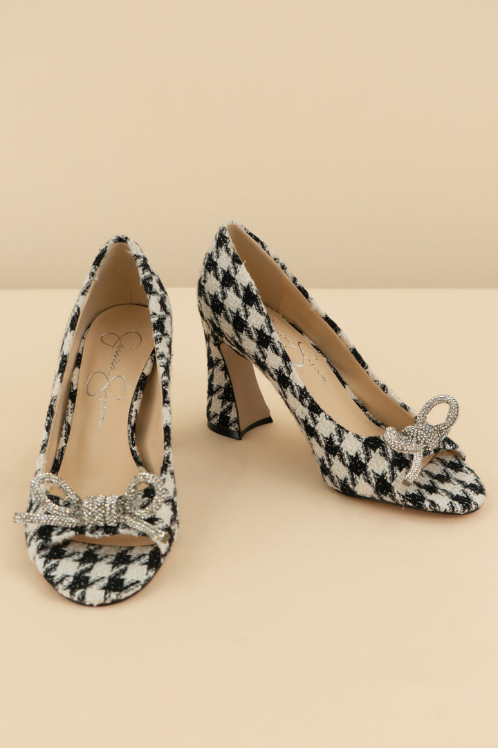 jessica simpson black and white houndstooth peep toe heel (6; retail $89)