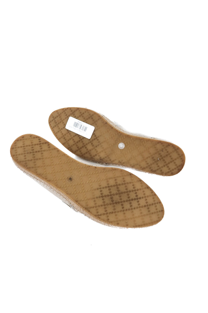 Gucci beige GG canvas/leather slip on espadrille flats (40/ US9.5-10; retail $790)