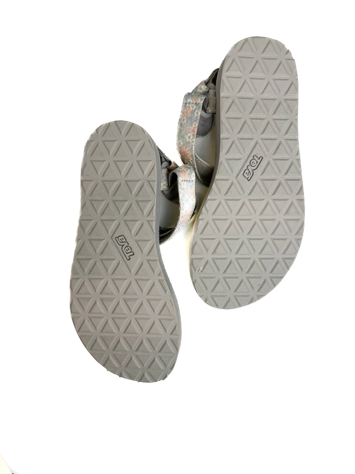 Teva Floral Sandals NWOT (7)
