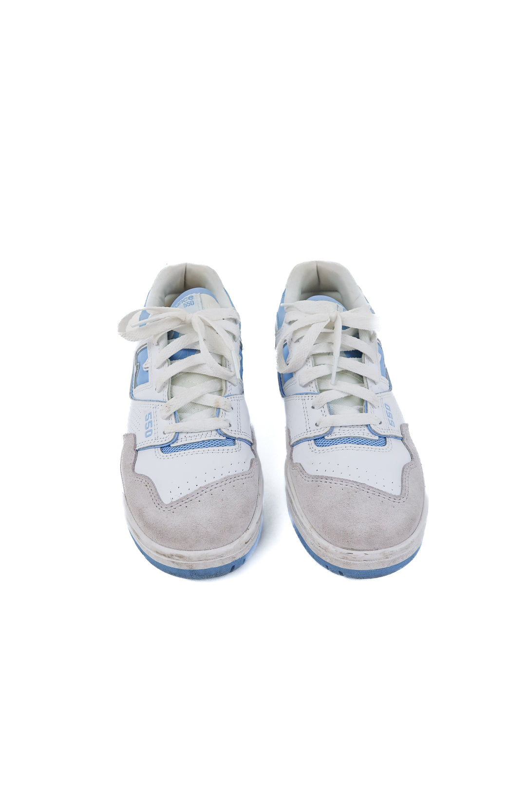 new balance white/blue sneakers (8; retail $89.99)