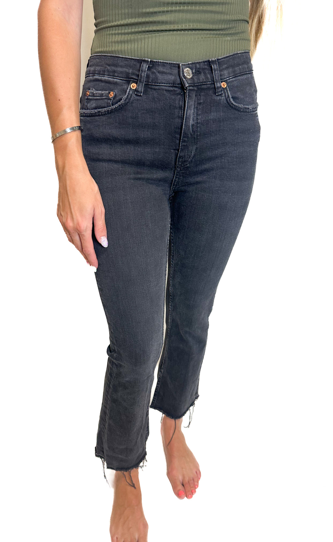 Zara Black Straight Leg Jeans (2)