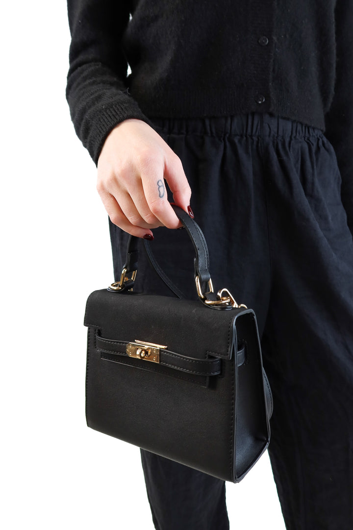 Black/gold purse