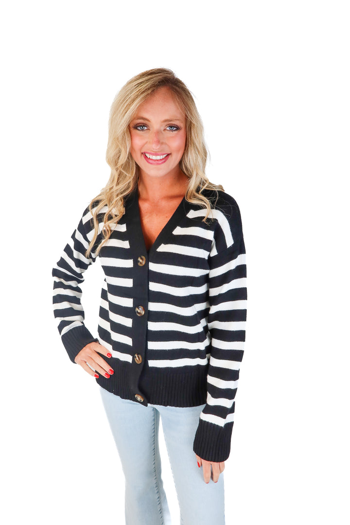 Black/white striped cardigan (s)