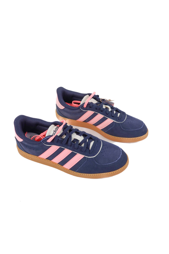 adidas navy/pink sneakers NWOT (9; retail $64.99)