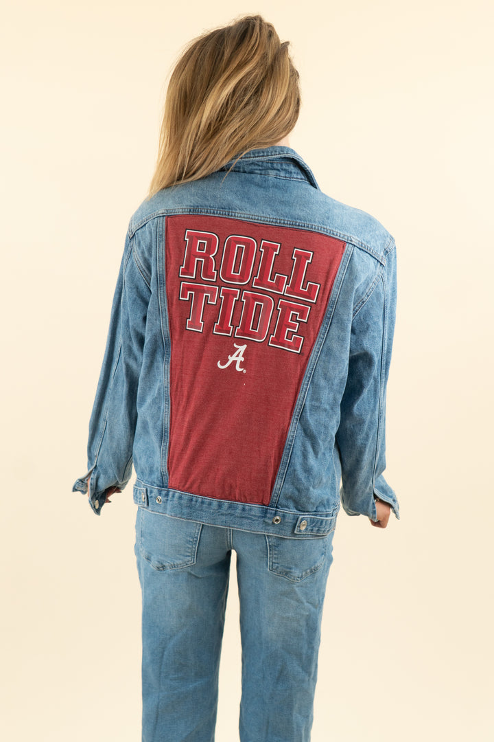 AUCTION topshop upcycled medium wash denim jacket with alabama tee on back (6)