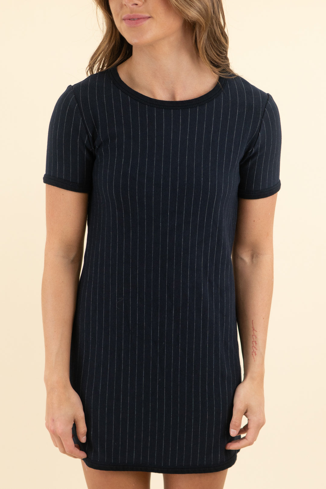 bailey/44 navy pinstripe t-shirt dress (s; retail $60)