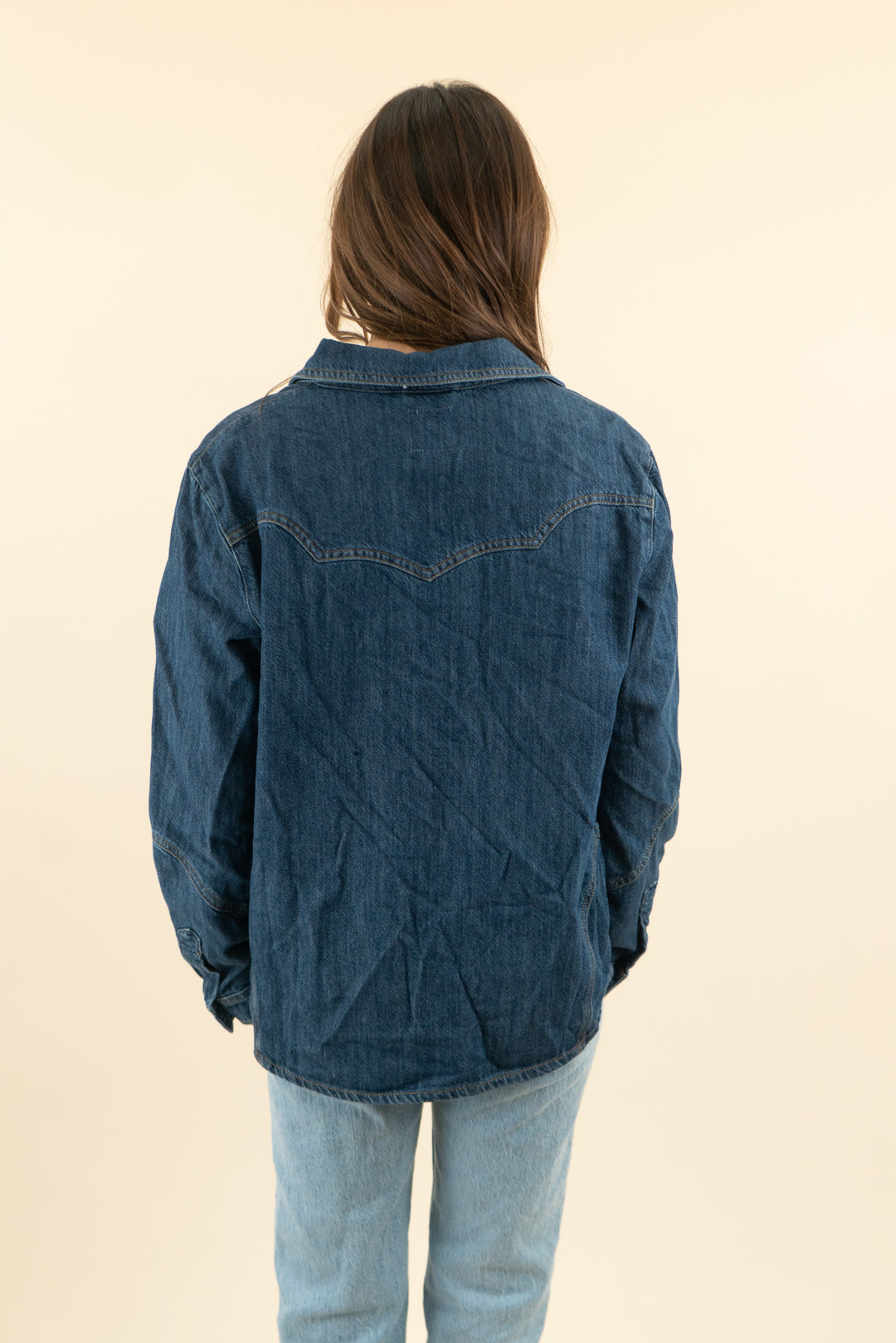 seventy + mochi dark wash denim button up shirt (m)