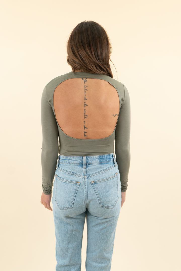 organic basics olive green long sleeve soft bodysuit (s)