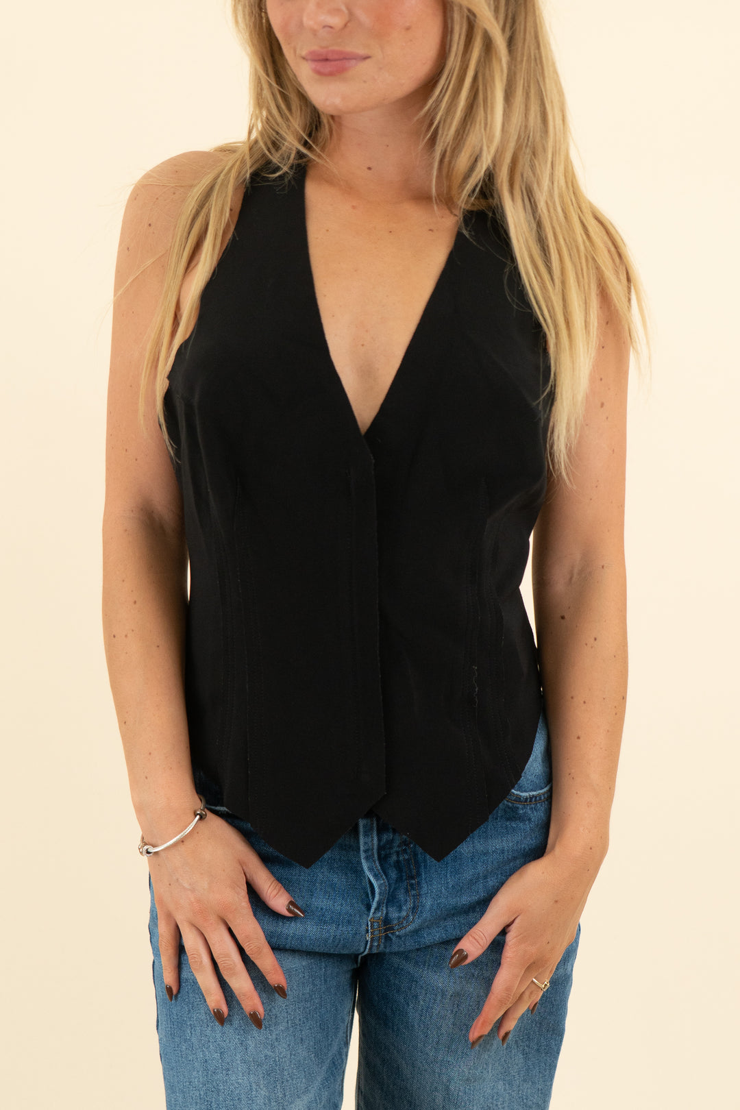 norma kamali black v-neck vest tank (s)