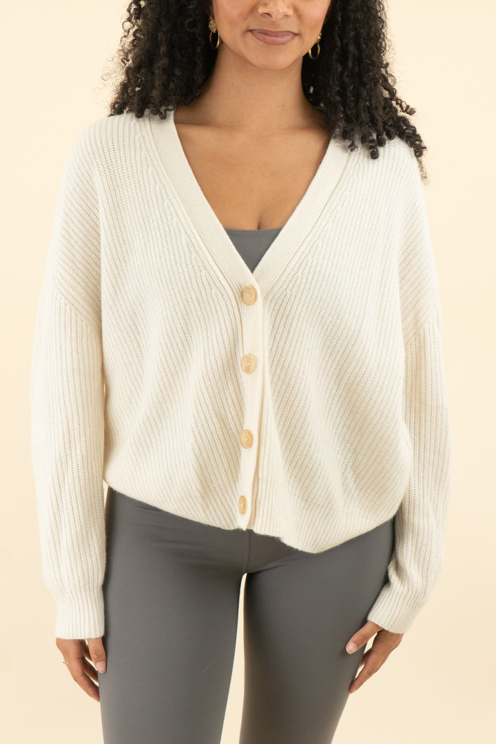 jenni kayne cream button down cashmere cardigan (s; retail $475)