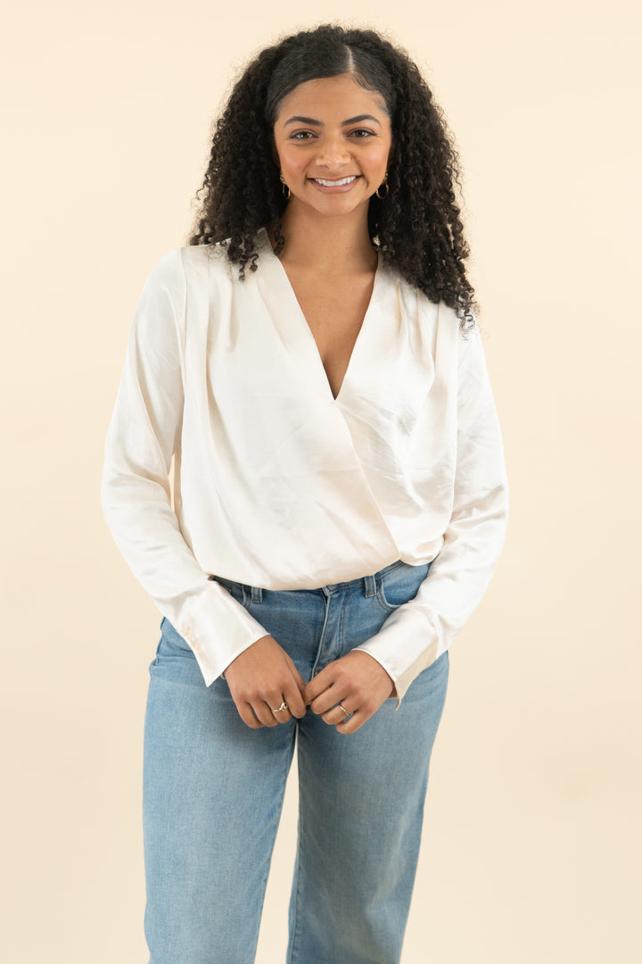 good american cream satin l/s bodysuit nwt (1; retail $89)