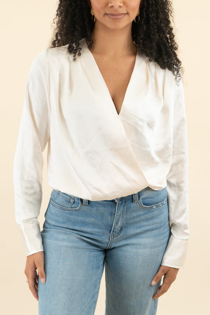 good american cream satin l/s bodysuit nwt (1; retail $89)