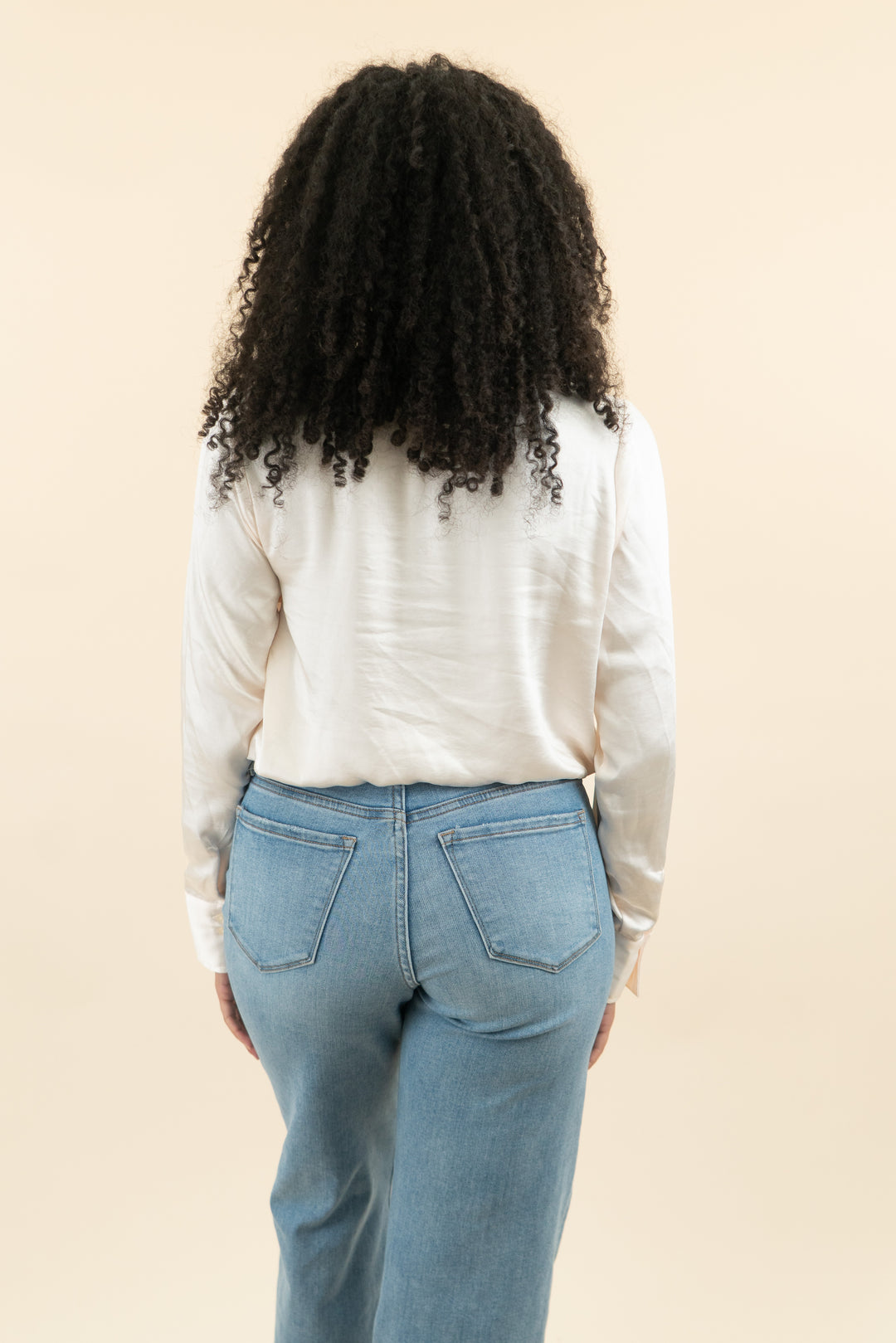 good american cream satin l/s bodysuit nwt (1; retail $89)