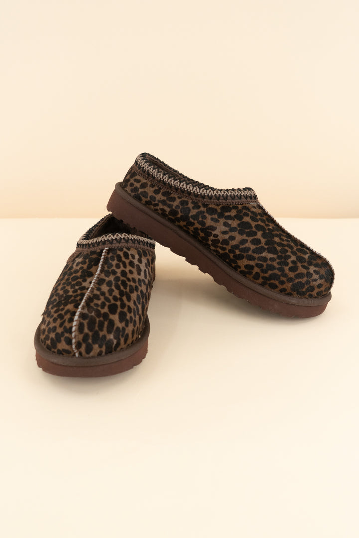 ugg tasman leopard nwot (8; retail $140)