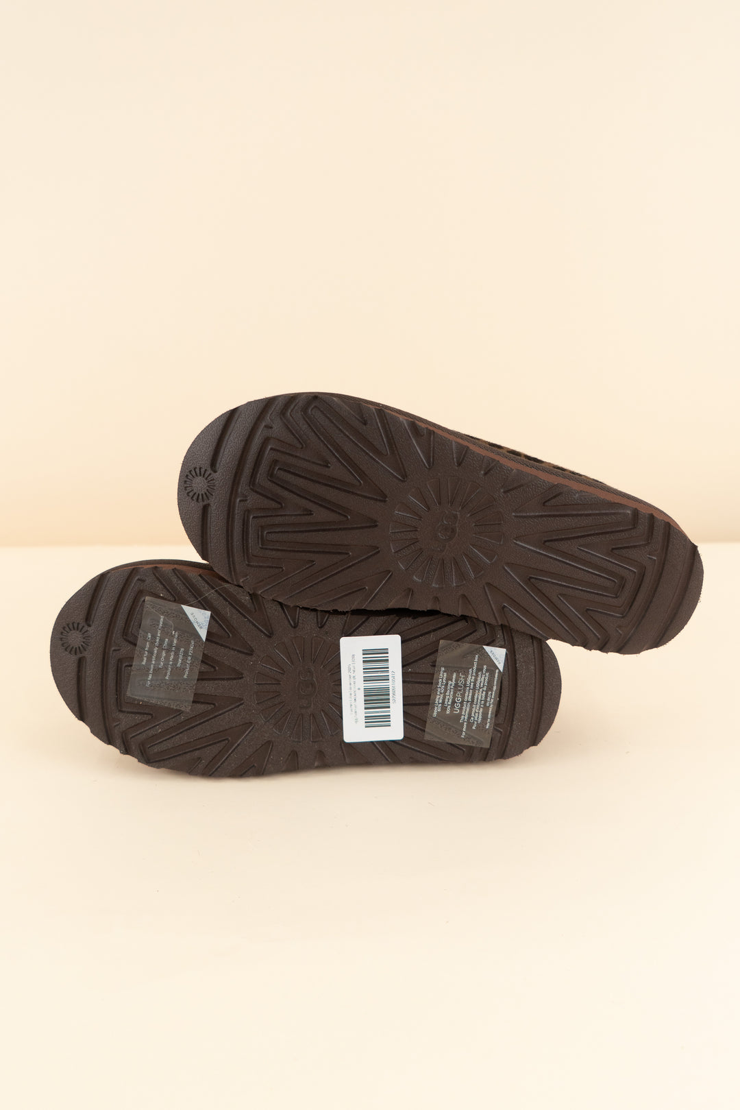 ugg tasman leopard nwot (8; retail $140)