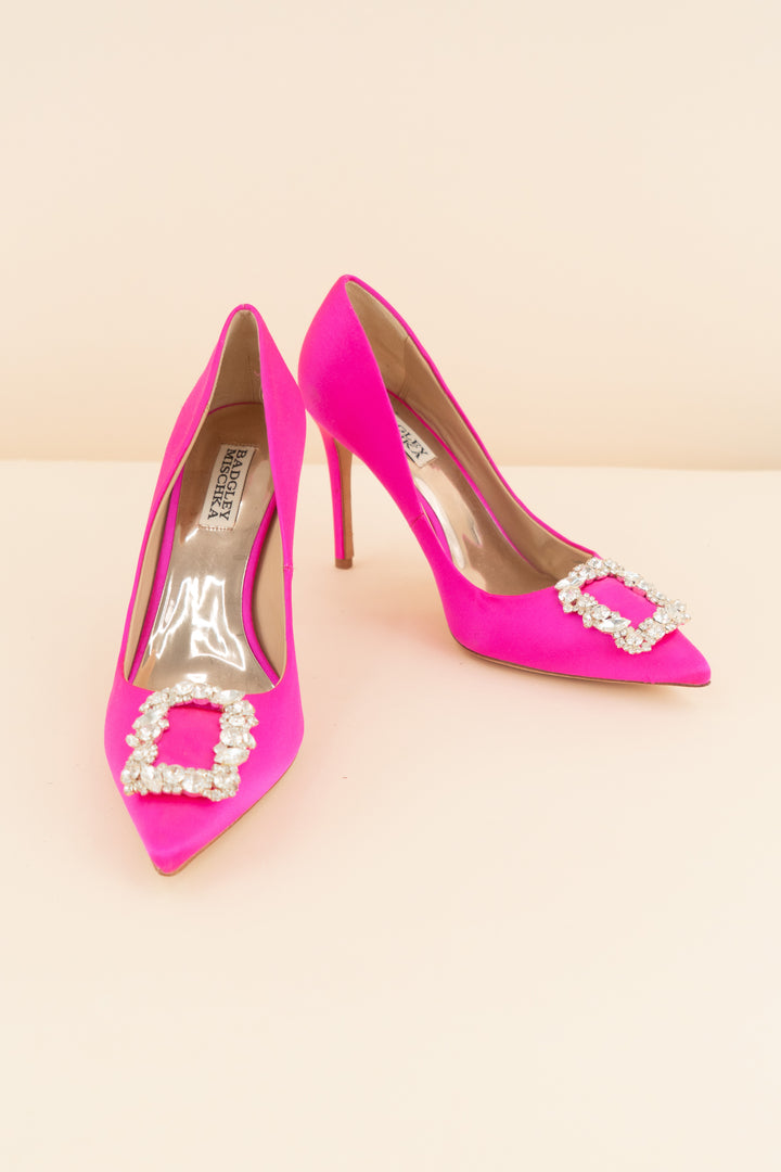badgley mischka pink satin pumps w/ gems (8; retail $235)