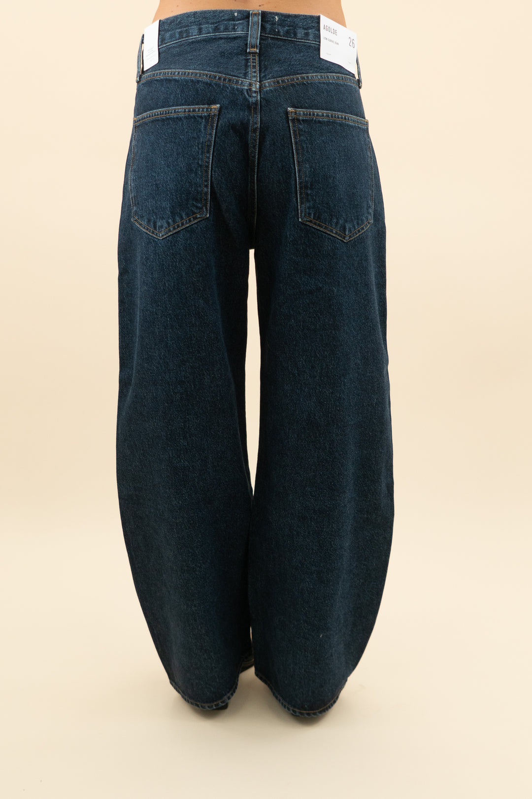 agolde dark wash low curve crop jean nwt (26; retail 248)