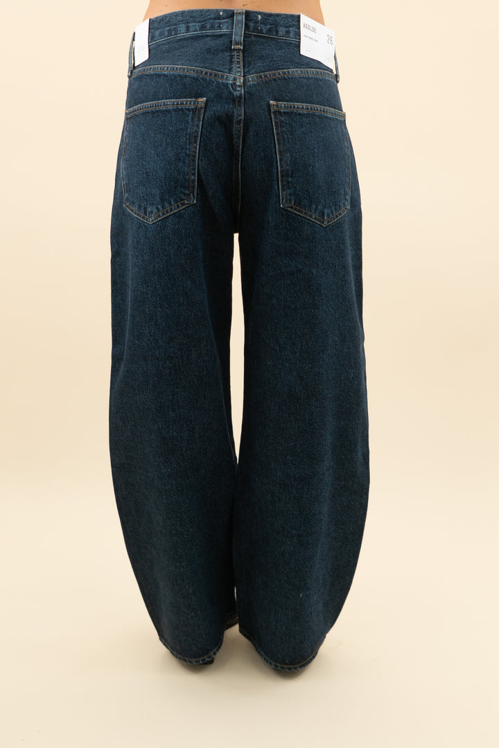 agolde dark wash low curve crop jean nwt (26; retail 248)