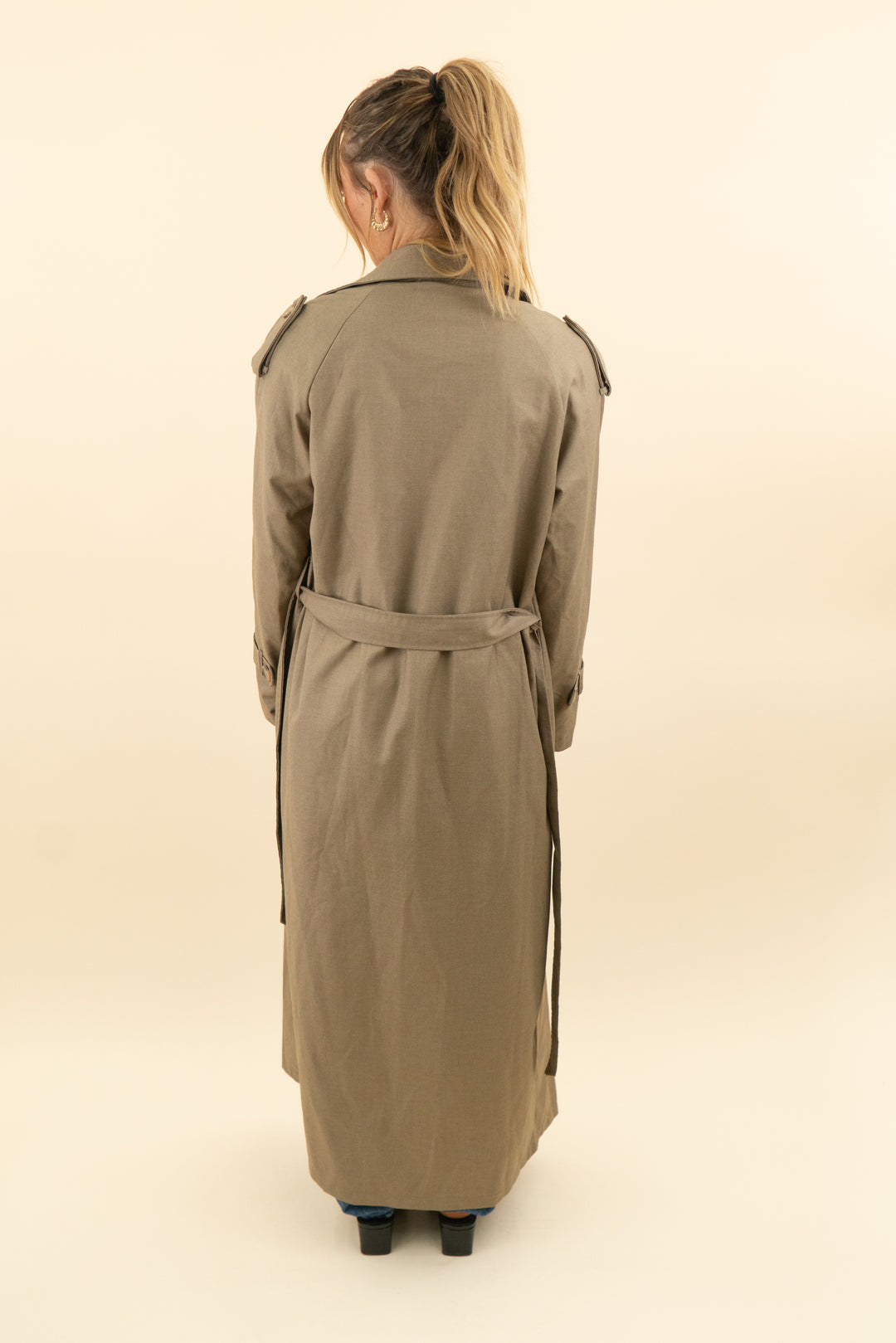lioness tan trench coat (s; retail $125)