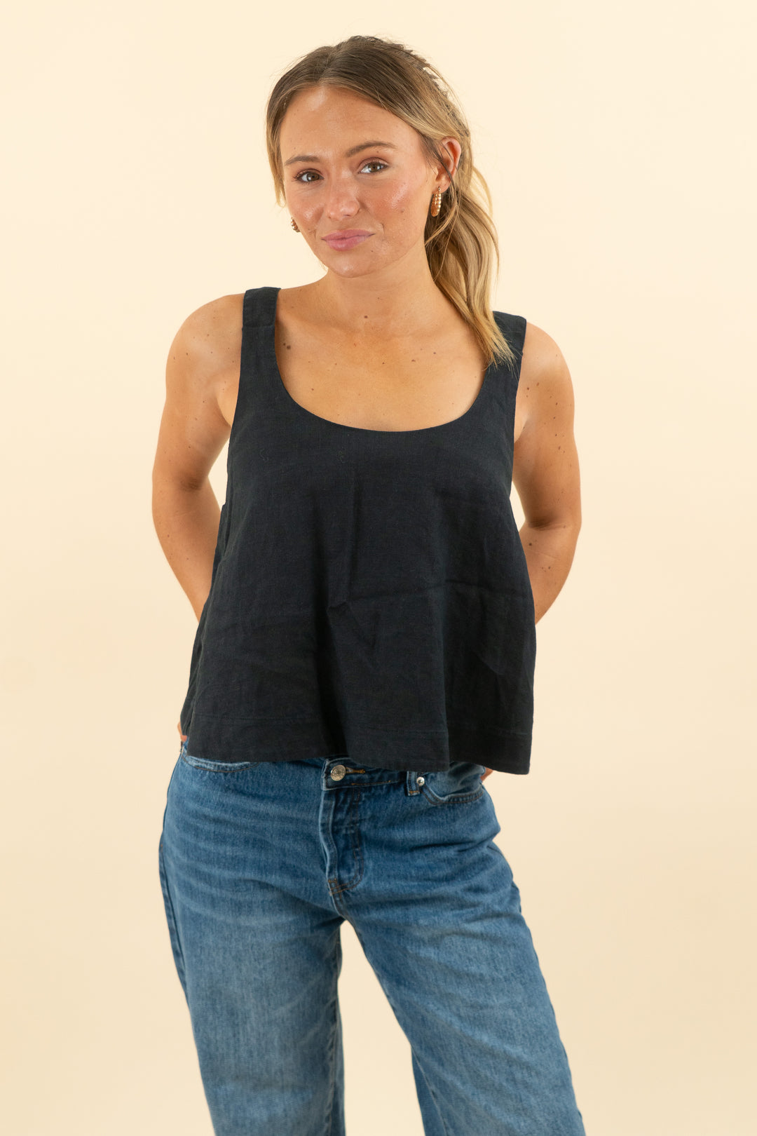 athleta black linen tank top (xs; retail $65)