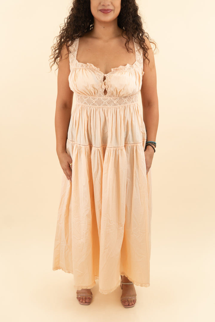 doen apricot crochet maxi dress (l; retail $328)