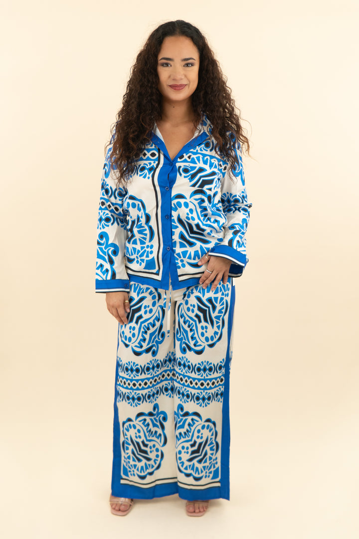 white and blue print button down top and pant set (l; retail $48)