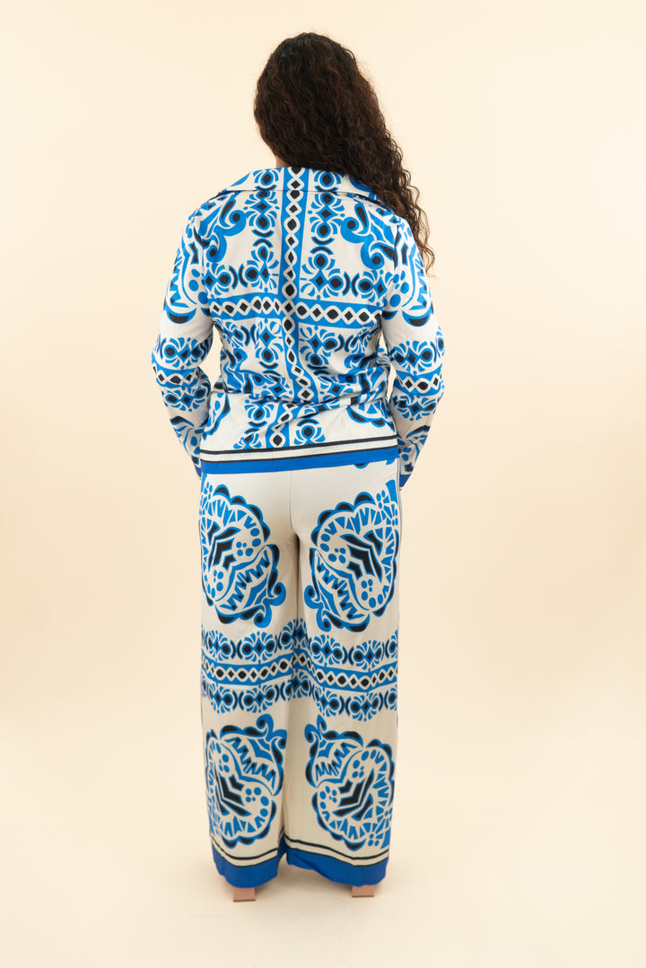 white and blue print button down top and pant set (l; retail $48)