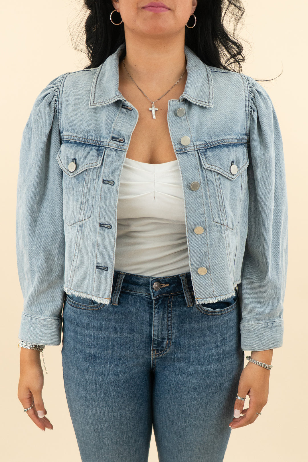 alice + olivia jeans denim jacket (m; retail $395)