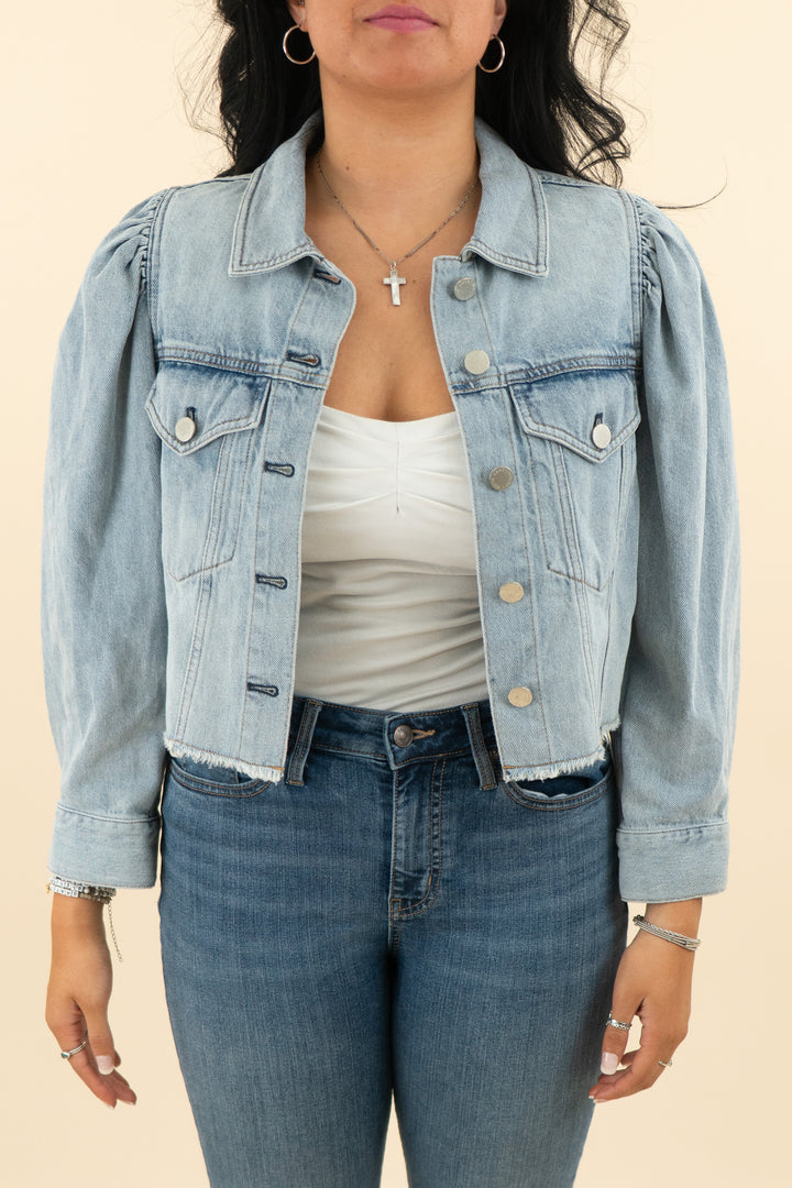 alice + olivia jeans denim jacket (m; retail $395)