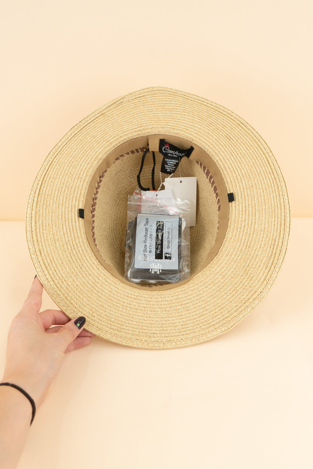 comhats straw hat w/ mocha band nwt (l; retail $36)