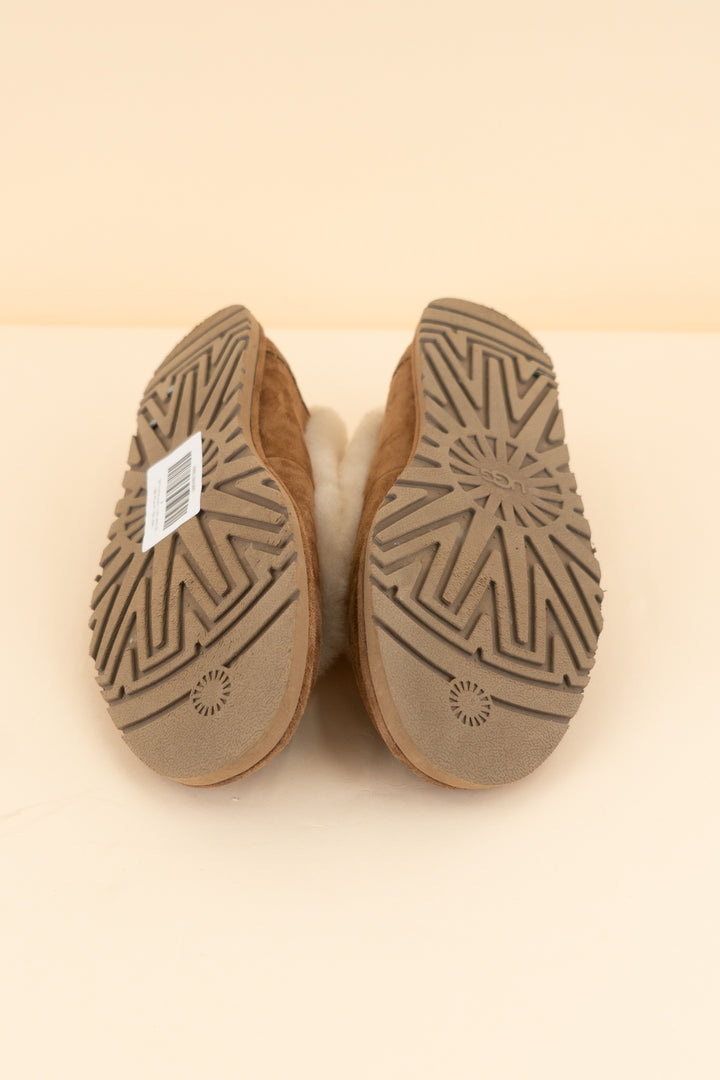 ugg ballet flats w/ interior shearling (8; retail $135)