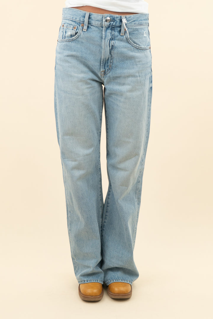 pistola light wash larsen flare jeans nwt (26; retail $198)