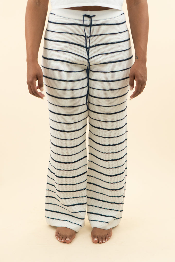 beginning boutique white and navy striped knit drawstring pants nwt (4; retail $89.99)
