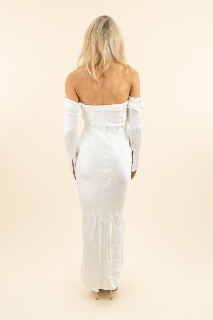 meshki white satin off shoulder l/s dress (s; retail $165)