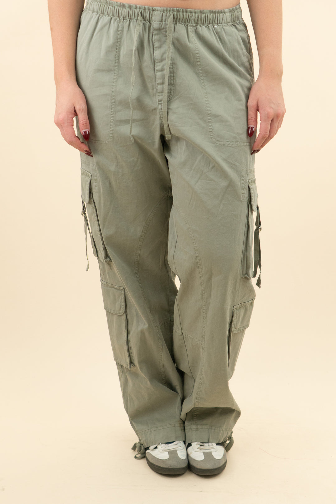 abercrombie & fitch green cargo pant w/ drawstring waistband (s; retail $95)