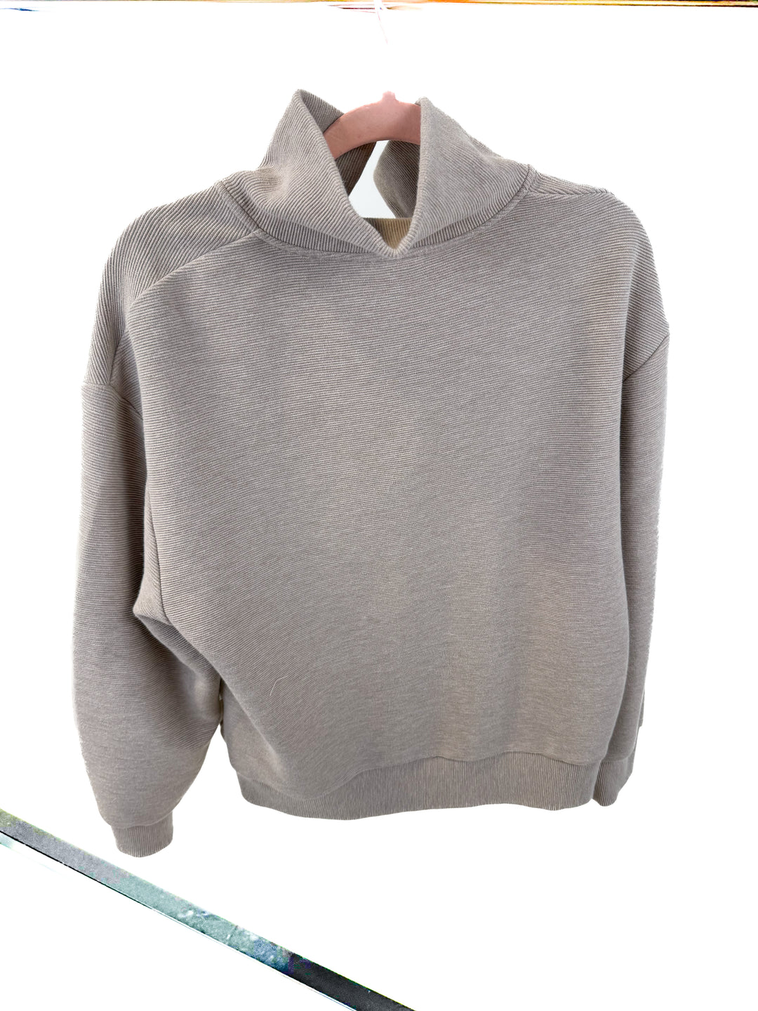 Varley button sweater (M)