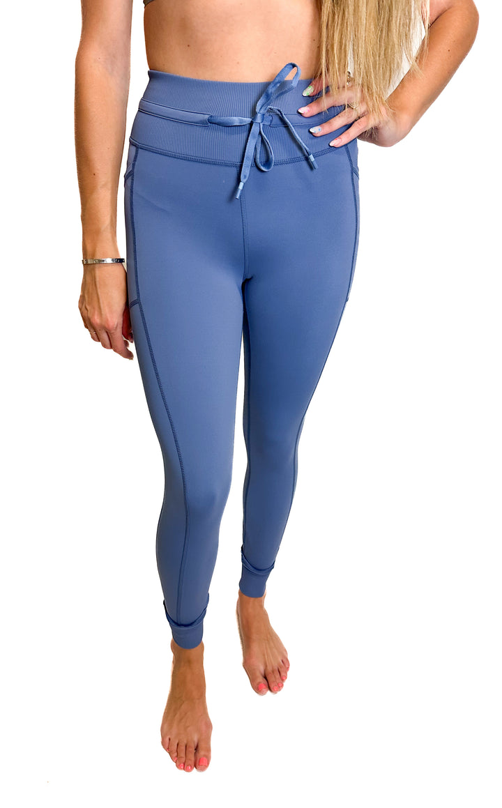 Travis Mathew Steel Blue Leggings NWT (XS; retail $119)