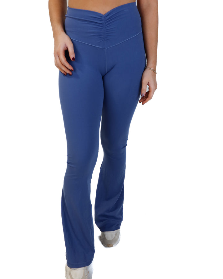 Offline blue scrunched leggings (s; retail $44.95)