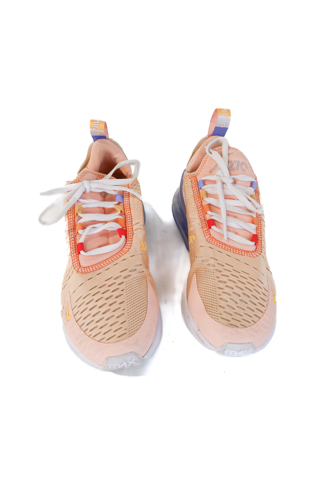 nike air peach sneakers (8; retail $115)