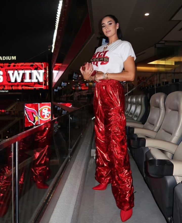 AUCTION nutmeg cropped 49ers tee (M)- ends 5/20 at 8pm CT