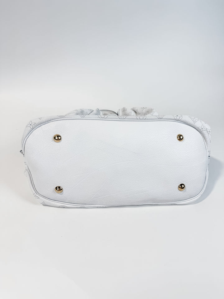 Louis Vuitton XL Hobo Mahina White Leather Bag NWOT (retail $4,350)