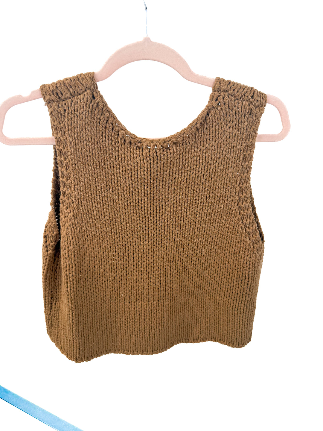 Line and dot knit sweater tank (M)