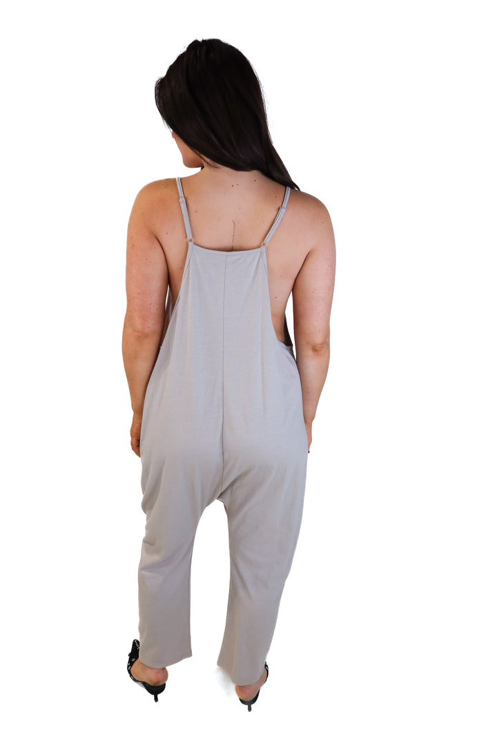 *gray lounge jumpsuit (s)