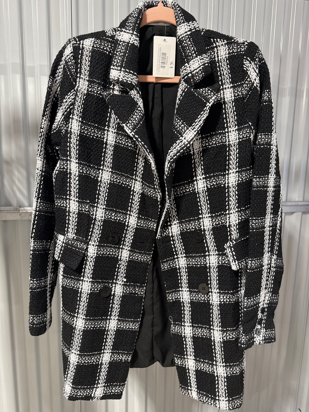 SOLD: Magnolia boutique black/white plaid jacket (L)